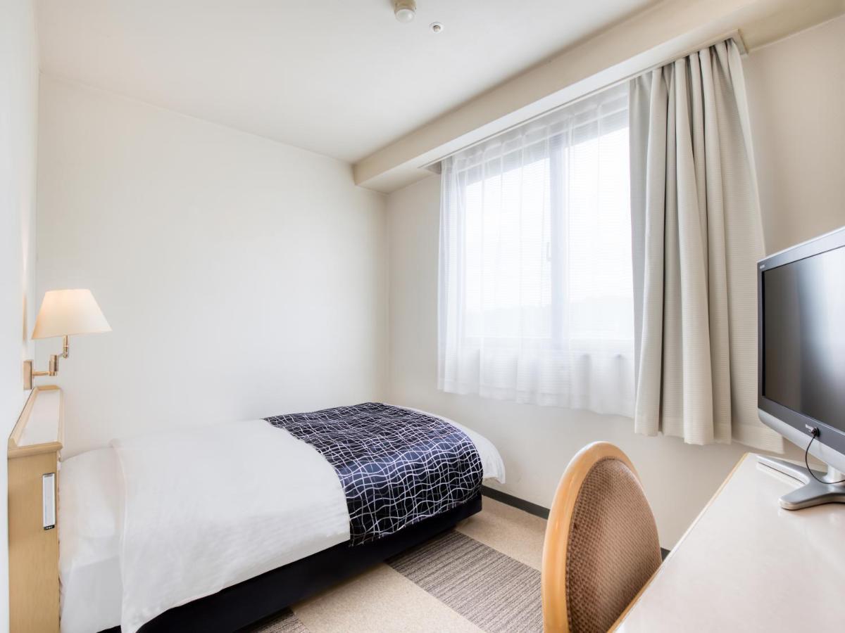 Apa Hotel Takamatsu Airport Екстер'єр фото